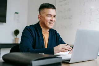 Mastering Customer Satisfaction: Strategies to Measure and Enhance Client Experience