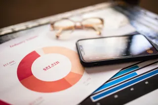 Essential Sales Tech for 2025: How to Choose Tools That Simplify Growth and Boost Efficiency