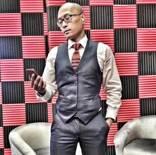 Vegas Life Insider: The Secrets to Winning in Real Estate, Sports, and Business in Sin City