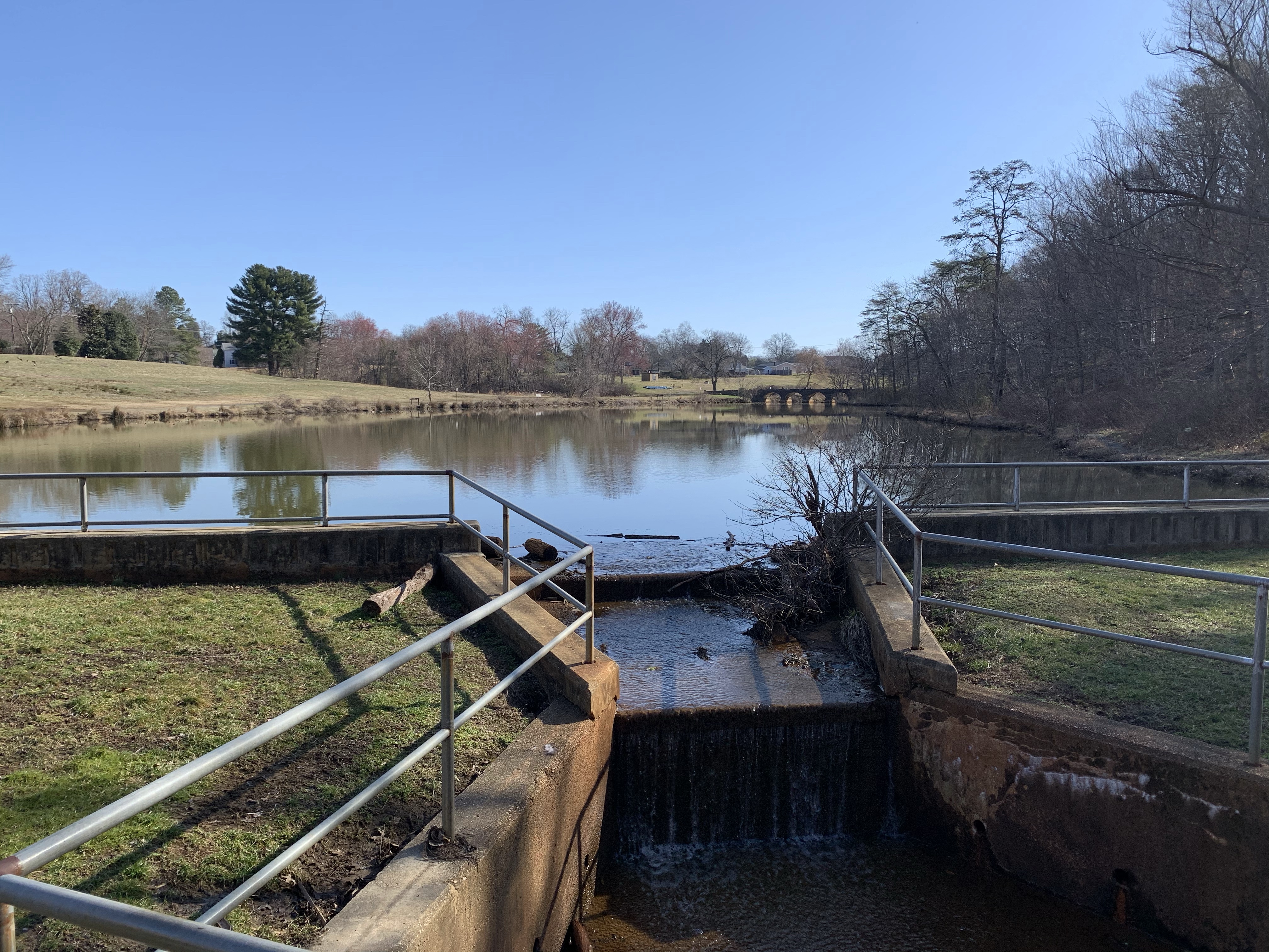 🌳 Discover the Charm of Foxhill Park in Bowie, MD!