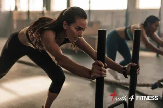 “Lifting Makes Women Bulky”…Or Does It?