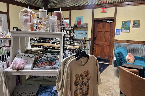 What Small Café Items Make the Best Travel Souvenirs