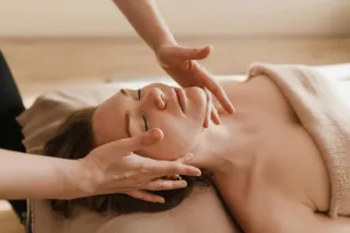 Daily Habits for Naturally Glowing Skin