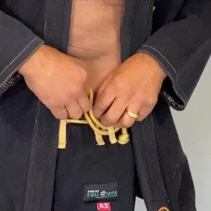 HOW TO TIE YOUR GI PANTS