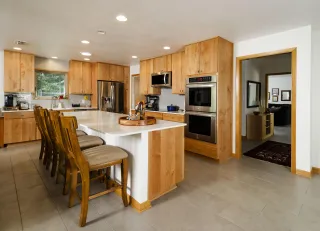 Staging Secrets from a 32-Year Pro: How My Photos Sold Homes in 8 Hours (and One for $400K Over Asking)