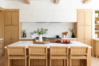 Airbnb Essentials: The Ultimate Guide to Creating a Stylish, Comfortable, and Five-Star-Worthy Stay