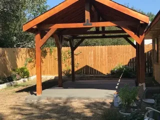 Does a concrete patio increase home value?