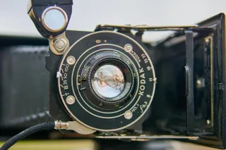 The Camera Debate: Travel Light or Go All-In for Theme Park Photography?
