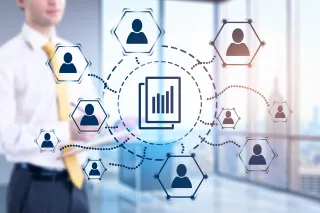 Ditch the Disconnect: Your 5-Minute Fix for a Harmonious Hybrid Team