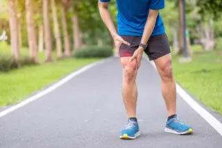 How Chiropractic Helps Overcome Iliotibial Band Syndrome