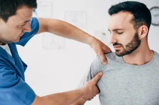 The Benefits of Chiropractic Care for Shoulder Pain