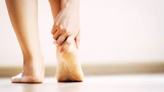Is it OK to keep walking with PLANTAR FASCIITIS?