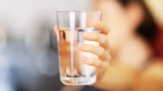 Does drinking water help PLANTAR FASCIITIS?