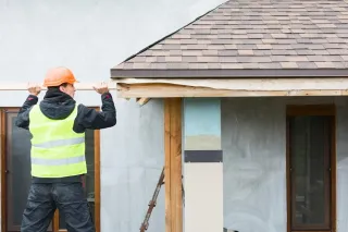 Common Causes of Gutter Leaks and When to Call a Pro (Paducah Area)