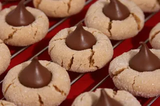 Peanut Butter Kiss Cookies