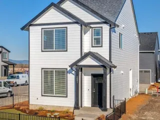 Why Buy New Construction? Pros, Cons & Expert Insights