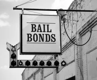 How to Bail Someone out of Jail: Learn the FAQs About Bail Bonds Service