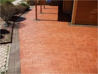 PROS AND CONS OF A CONCRETE PATIO