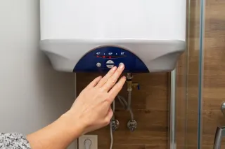 Comparing Gas and Electric Water Heater Options