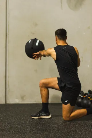 🏃 Lower Back Pain in Athletes: Why It Happens and How to Fix It Properly