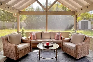 Maximizing Small Outdoor Spaces: Creative Deck Design Ideas