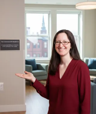 How Do Nonprofits Creatively Acquire, Finance, & Build 15k+ Affordable Housing Units? Leah Whiteside
