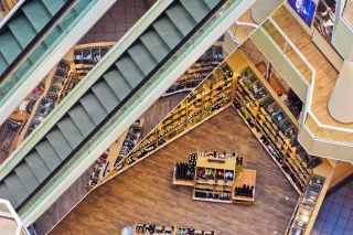 Australians spending more on shopping despite the soaring cost of living, latest ABS figures show