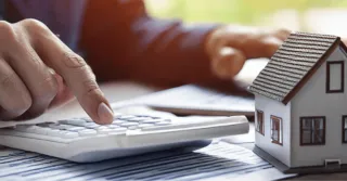 Refinancing surges as borrowers chase better deals