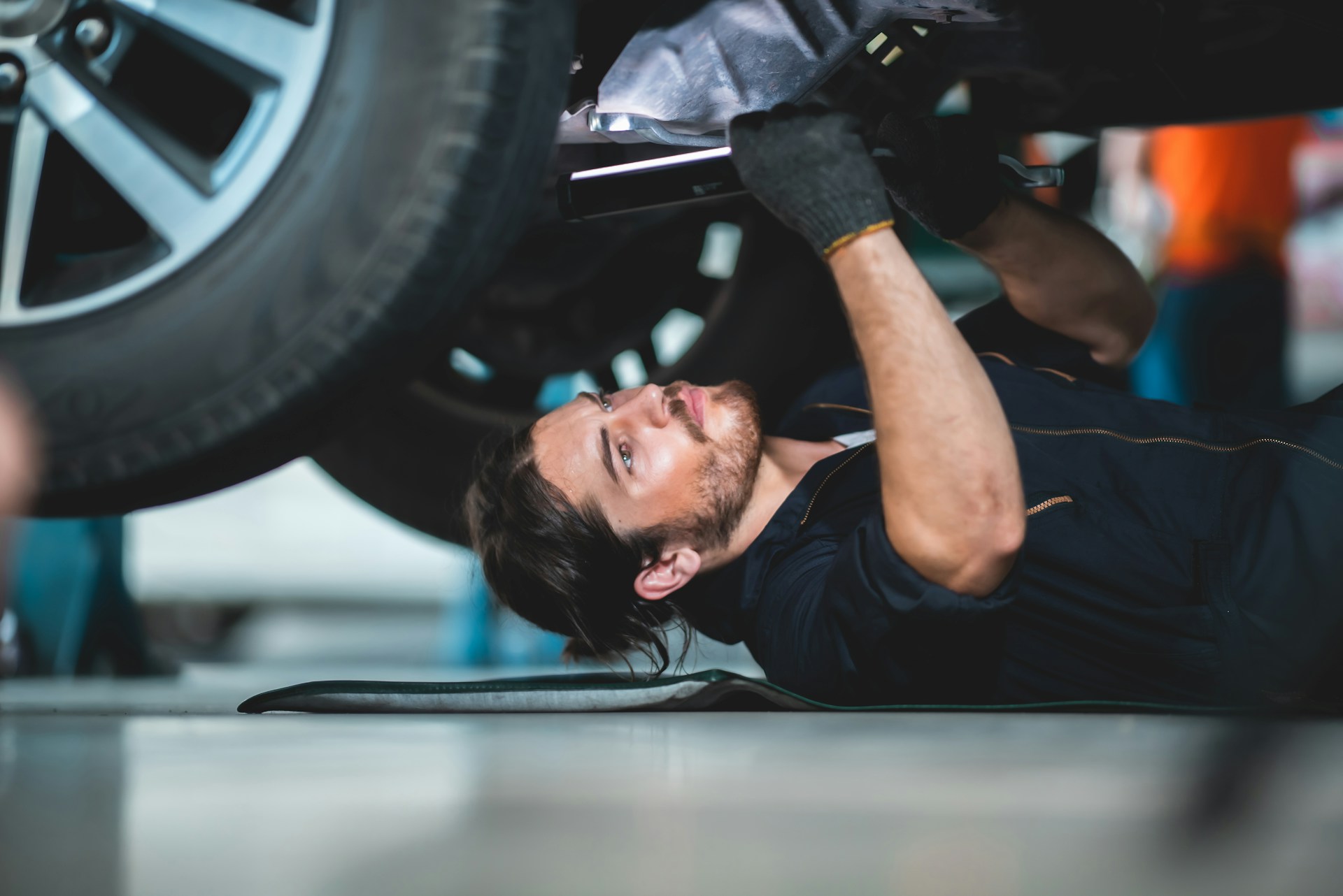 How a Local Auto Mechanic in Albuquerque Preps Cars for Winter