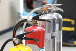 Discover 4 minimum standards fire extinguisher training should meet