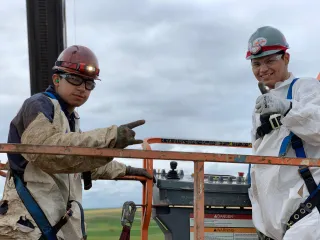 Essential Winter PPE for Oilfield Workers: What You Need to Stay Warm and Safe in North Dakota