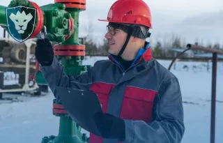 How to Navigate Winter’s Worst: PPE Essentials for Oilfield Workers in North Dakota