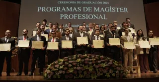 MII UC realiza ceremonia de graduación 2025