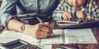 7 Ethical Hacks to Maximize Your Family Budget Efficiently