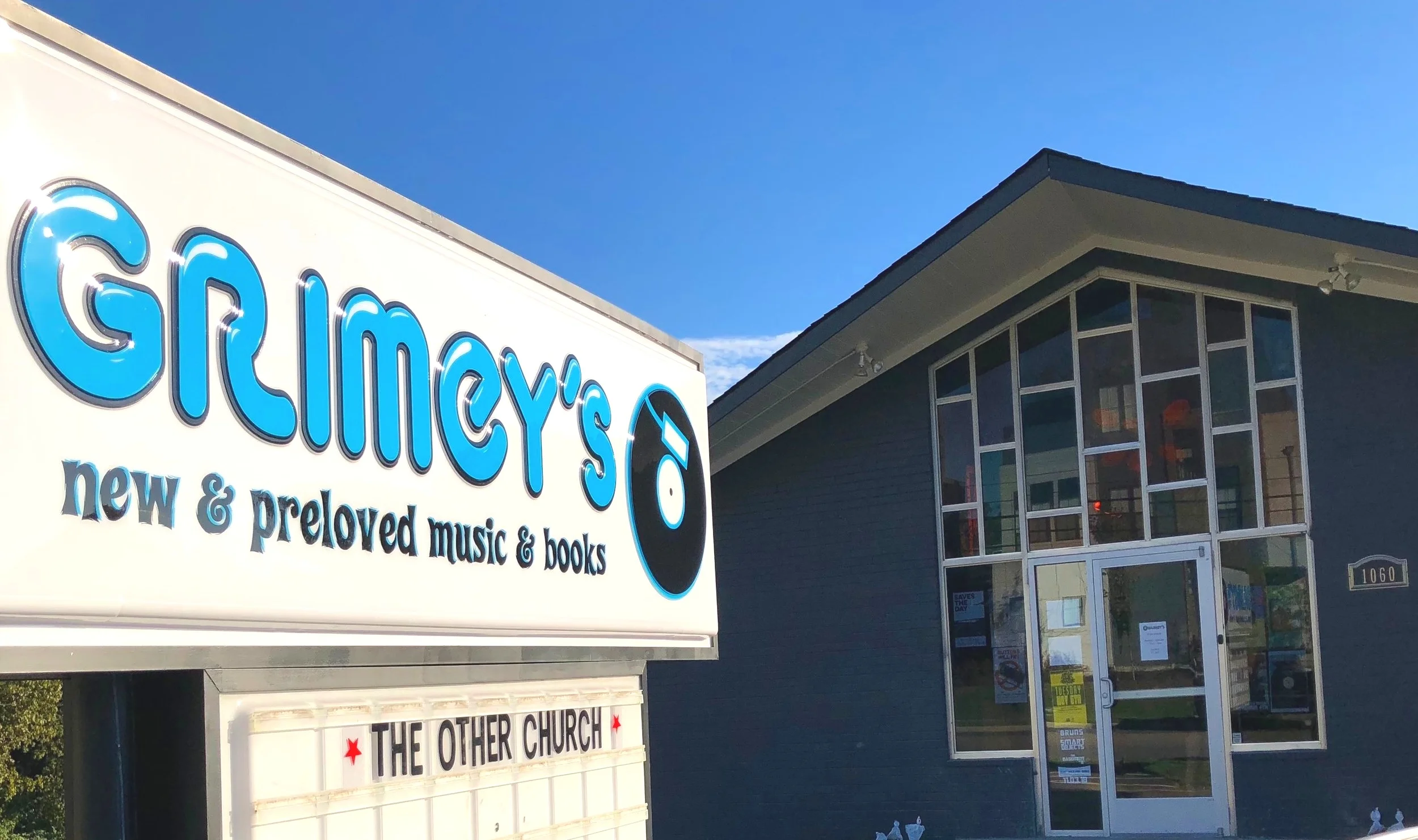 🎶 Spin, Browse & Chill: Grimey’s New & Preloved Music – Nashville’s Gig Worker Haven! 