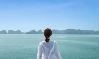 From Darkness to Light: Personal Stories of Triumph Over Depression