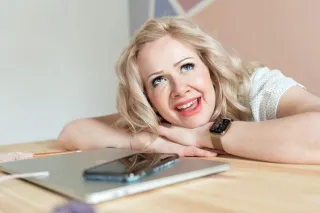 What is An Ads Manager (And How to Become An Ads Manager) - Sarah Mae Ives