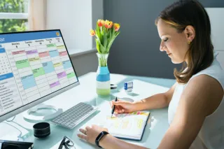Automated Scheduling: How to Let Clients Book Themselves and Finally Breathe Again