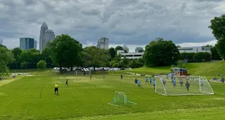 City Chill Vibes in the Heart of Uptown: Why Alexander Street Park is Charlotte’s Go-To Hidden Hangout