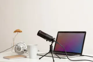 How Facebook Ads Can Help You Grow Your Podcast (Without Being a Tech Wizard)