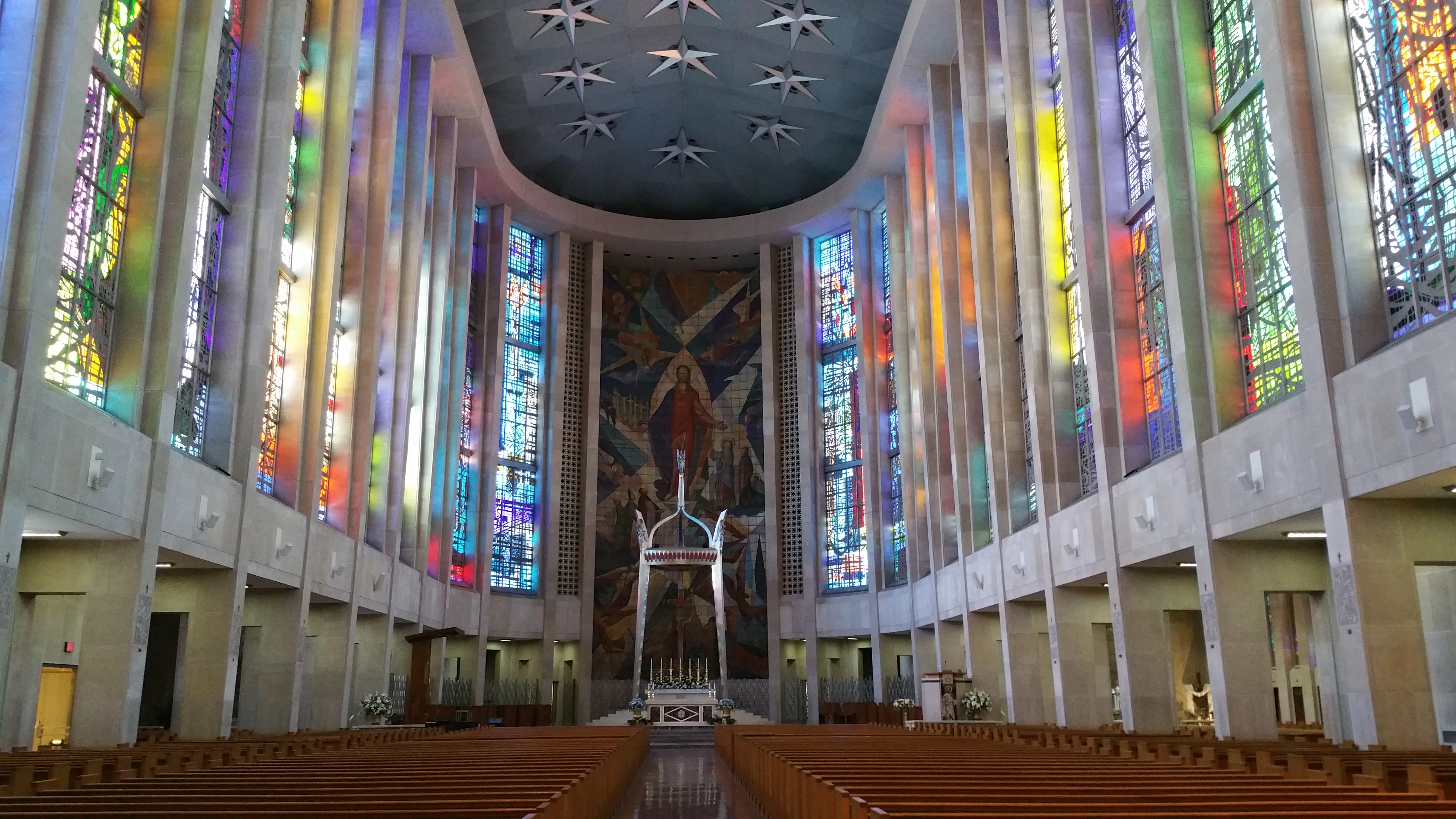⛪️ Hartford’s Towering Gem: Why the Cathedral of St. Joseph Is More Than Just a Church