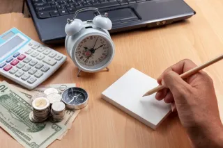 Balancing Immediate Expenses with Long-Term Financial Goals