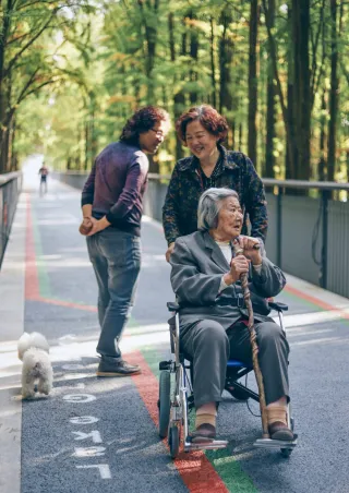 Celebration of Life vs Traditional Funeral: What’s the Difference?