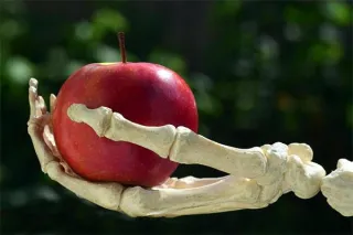 The Dangers Lurking in Foods You Eat Every Day