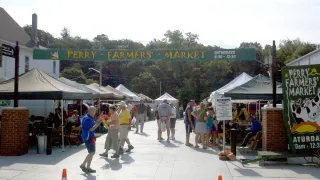 🥕 Saturdays Made Sweet: Soak Up the Local Vibes at Perry Farmers Market!
