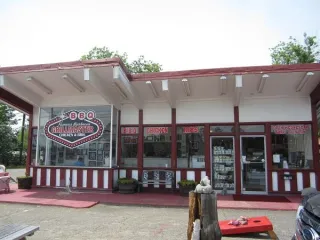 🔥Smokin’ Good Times at The Grillmaster BBQ & More — Perry’s Hidden BBQ Gem!