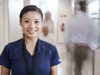 How Can One Choose the Right Nursing Program?