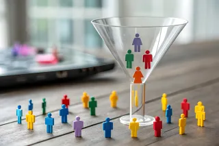 Newsletter 07: Cold Leads? Here's How to Win Them Back Automatically
