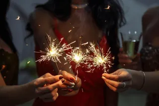 Sparklers Unveiled: Crafting the Magic of Celebrations in 2023