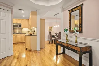 75 Winchester St U: 402